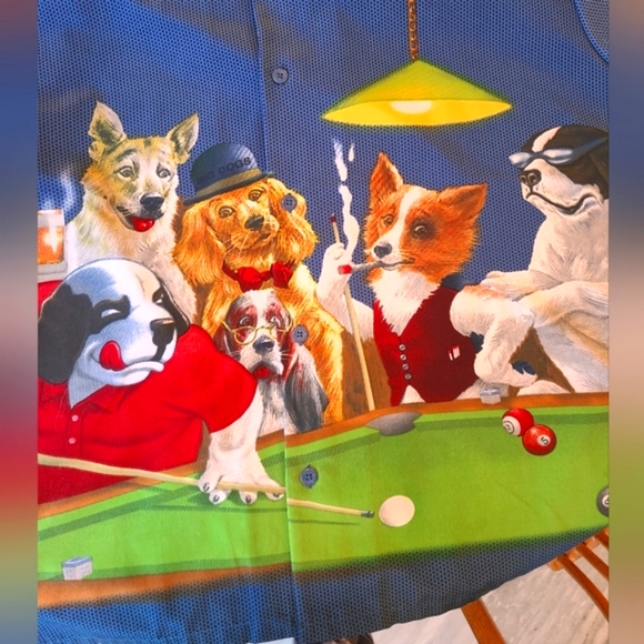 Fun shirt. "Dogs playing pool" - Picture 4 of 4